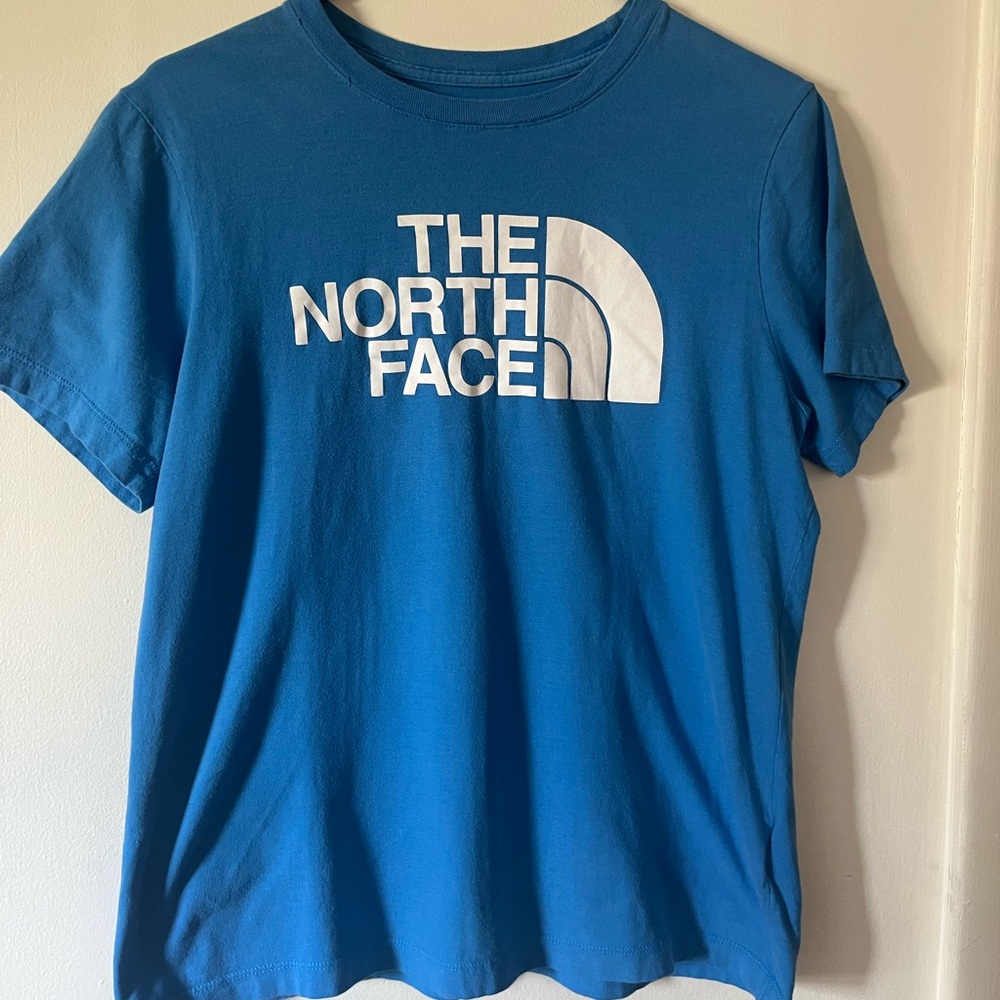 Light Blue North Face womens tshirt, medium, 100% cotton